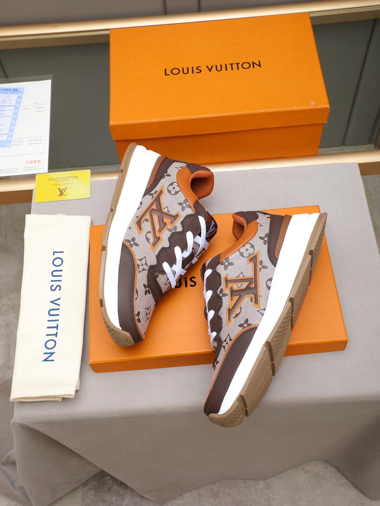 Men's shoes 💰460 Brand: LOUIS VUITTON Louis Vuitton LV Size: 38 39 40 41 42 43 44 (45 customized) Fabric: original cowhide cowhide 🔸Inside of: mesh 🔺Sole: counter foam outsole